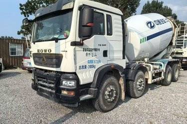 二手中国重汽 HOWO TX 340马力 8X4 7.5方混凝土搅拌车(国五) 前四后八 潍柴二手搅拌车