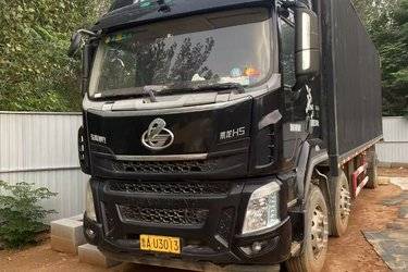 二手东风柳汽 乘龙H5中卡 270马力 6X2 9.6米厢式载货车(国五) 前四后四 康明斯二手载货车 黄牌