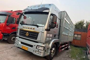 二手中国重汽 汕德卡SITRAK G5S 豪华版 330马力 4X2 6.8米仓栅式载货车(国六) 单桥 曼二手载货车 黄牌