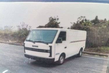 二手SRM鑫源 E3L 2024款豪华型 3T 4.9米纯电动封闭货车41.86kWh  二手电动卡车电动封闭厢货