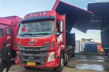 二手东风柳汽 乘龙H5 290马力 6X2 9.7米厢式载货车(国五) 前四后四 玉柴二手载货车 黄牌
