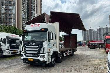 二手江淮 格尔发K5重卡 240马力 6X2 9.5米厢式载货车底盘(国五) 前四后四 玉柴二手载货车 黄牌