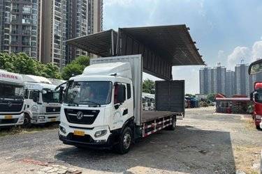 二手东风商用车 天锦KR 245马力 4X2 9.8米厢式载货车(国五) 单桥 东风康明斯二手载货车 黄牌图片