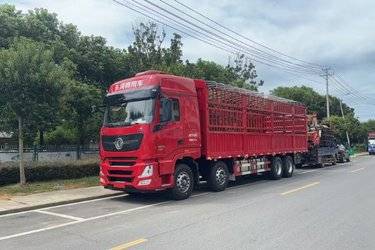 二手东风商用车 天龙VL重卡 520马力 8X4 9.6米栏板载货车(国六) 前四后八 东风二手载货车 黄牌图片