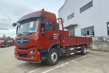 二手东风商用车 天锦KR中卡 245马力 6X2 6.8米栏板载货车(国五) 前四后四 康明斯二手载货车 黄牌图片