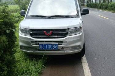 二手五菱 荣光新卡 舒适型 1.8L 125马力 汽油 3.3米单排栏板微卡(国六)(后双胎)(国六) 单桥 五菱柳机二手载货车 蓝牌图片