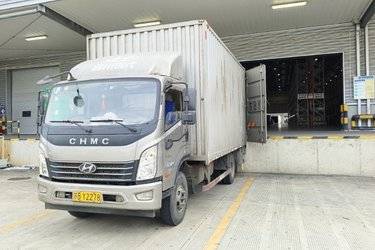 二手现代商用车 致道500M 154马力 5.17米排半厢式轻卡(国五) 单桥 福田康明斯二手载货车 黄牌