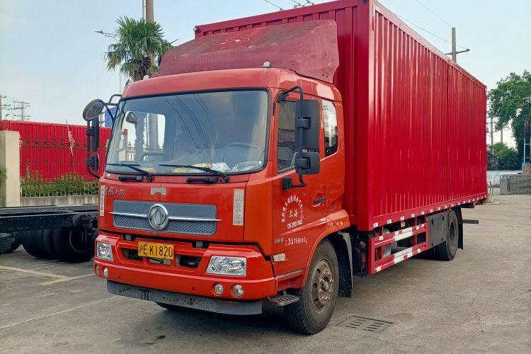 二手东风商用车 180马力 载货车