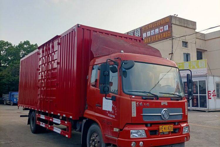 二手东风商用车 180马力 载货车