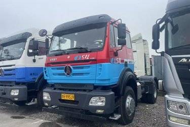 二手北奔 V3重卡 380马力 4X2天然气牵引车(国五) 单桥 潍柴二手牵引车 黄牌图片