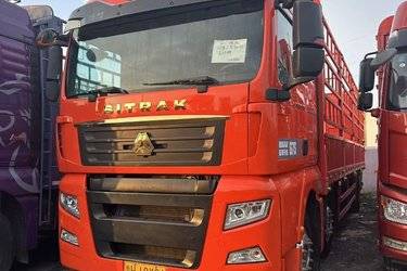 二手中国重汽 汕德卡SITRAK G7S 350马力 6X2 9.6米AMT自动档仓栅式载货车(国六) 前四后四 曼二手载货车 黄牌图片