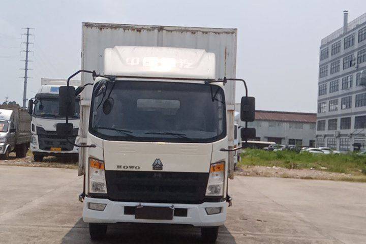 二手重汽HOWO轻卡 116马力 载货车