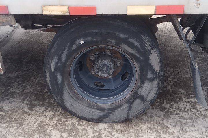 二手福田欧马可 150马力 载货车