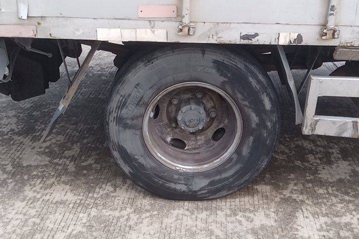 二手福田欧马可 150马力 载货车