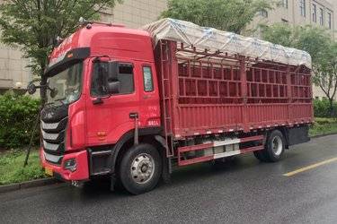 二手江淮 格尔发K5L中卡 240马力 4X2 6.8米仓栅式载货车(国五) 单桥 锡柴二手载货车 黄牌