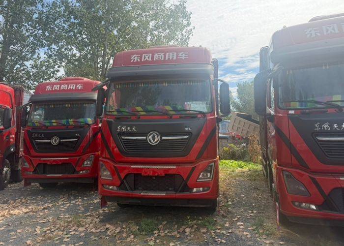 二手东风商用车 465马力 载货车