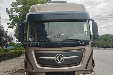 二手东风商用车 天龙旗舰KX 560马力 6X4牵引车(国六) 双驱 东风康明斯二手牵引车 黄牌图片