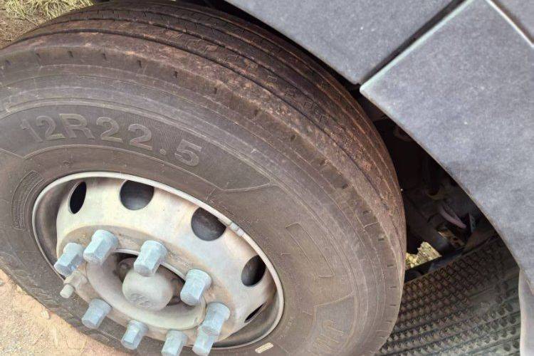 二手江淮格尔发 460马力 载货车