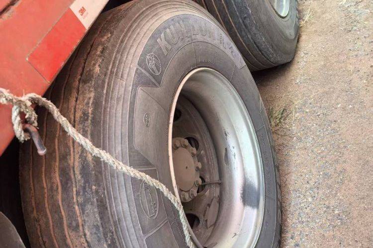 二手江淮格尔发 460马力 载货车