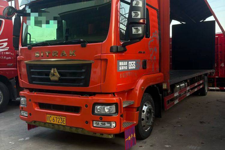 二手重汽汕德卡 290马力 载货车