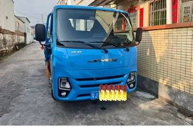 二手江铃全新顺达 标准款 2.5L柴油 136马力 万里扬5档 3.7米单排栏板轻卡(国六) 单桥 江铃二手载货车 蓝牌图片