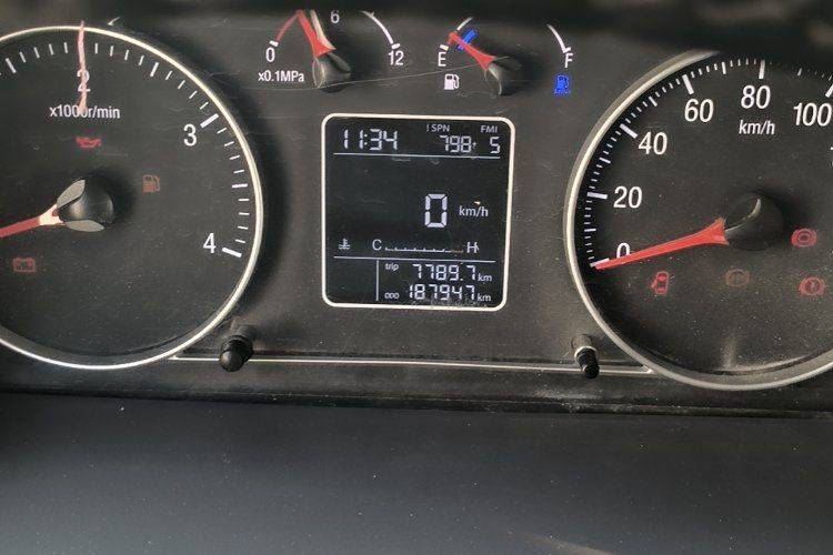 二手福田时代领航 220马力 载货车