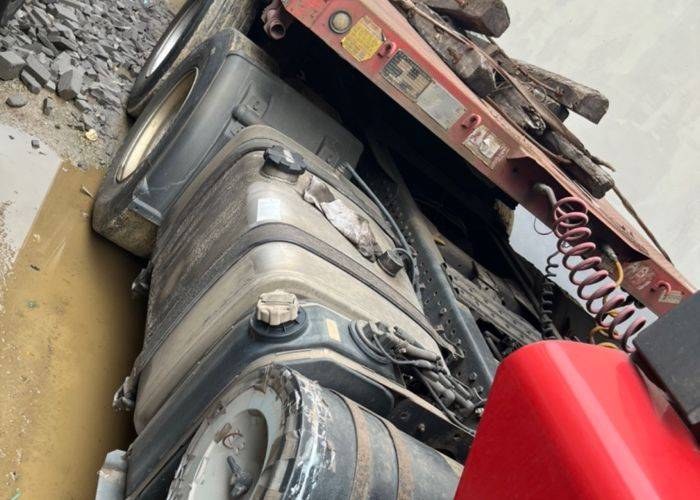 二手陕汽重卡 350马力 牵引车