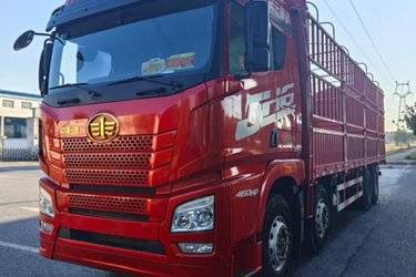 二手青岛解放 JH6重卡 460马力 8X4 9.5米仓栅式载货车(国五) 前四后八 潍柴二手载货车 黄牌