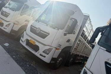 二手东风商用车 天龙KL重卡 居家版 465马力 8X4 9.6米仓栅式载货车(国六) 前四后八 雷诺二手载货车 黄牌