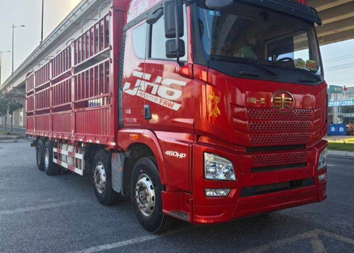 二手青岛解放 460马力 载货车
