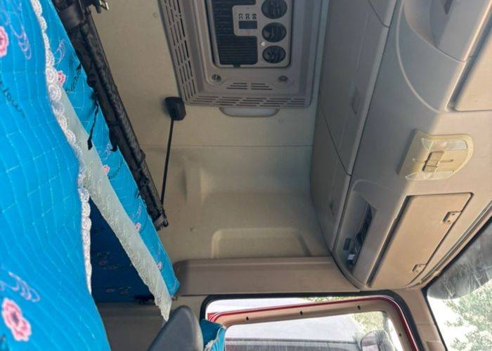 二手一汽解放 460马力 载货车