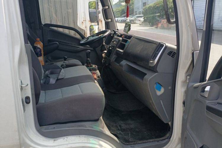 二手江淮帅铃 130马力 载货车