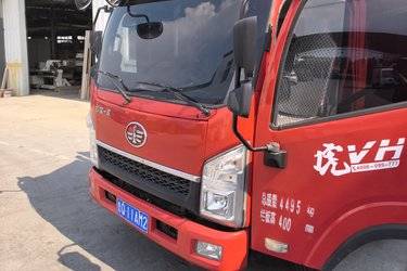 二手解放 虎VH 141马力 4.2米单排仓栅式轻卡(国五) 单桥 云内动力二手载货车