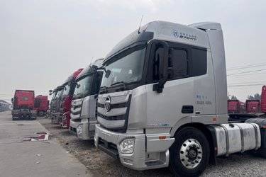 二手福田 欧曼EST 北方版 520马力 6X4 AMT自动挡牵引车(国六)(带缓速器)(国六) 双驱 福田康明斯二手牵引车 黄牌图片