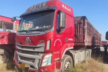 二手东风柳汽 乘龙H5重卡 400马力 6X4牵引车(国六) 双驱 潍柴二手牵引车 黄牌图片