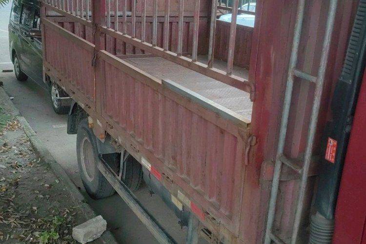 福田奥铃 141马力 载货车