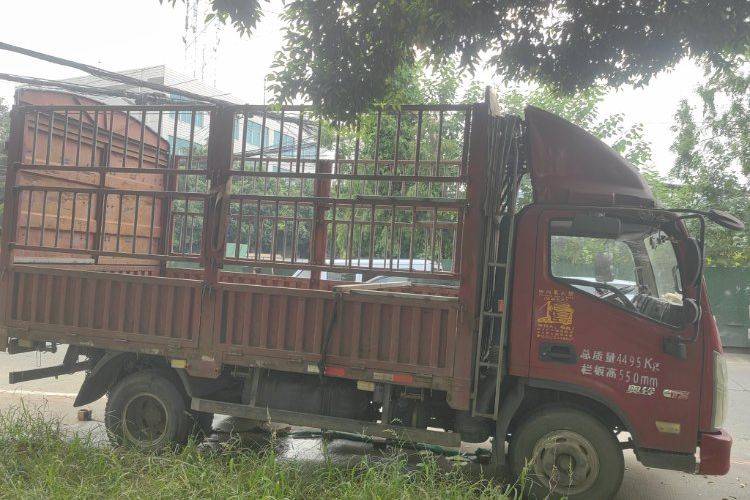 福田奥铃 141马力 载货车