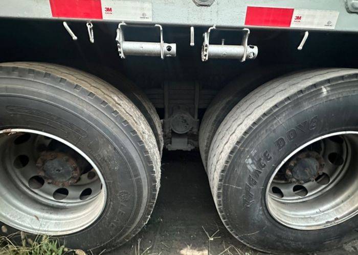 二手一汽解放 460马力 载货车