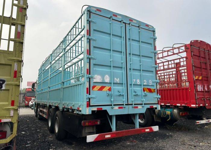 二手青岛解放 520马力 载货车
