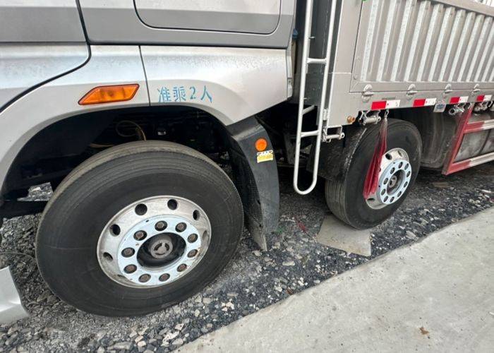 二手一汽解放 460马力 载货车