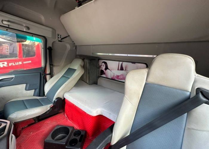青岛解放 0马力 载货车