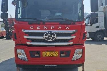 二手上汽红岩 杰豹 245马力 4X2 6.75米仓栅式载货车(国五) 单桥 上柴二手载货车 黄牌