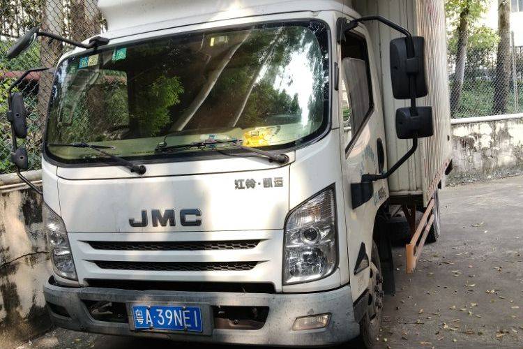 二手江铃汽车 152马力 载货车