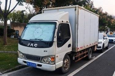 二手江淮 康铃28窄体 95马力 3.7米单排厢式轻卡(国四) 单桥 安徽康明斯二手载货车 蓝牌