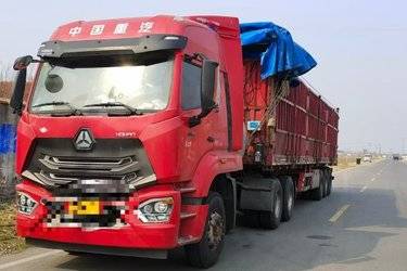 二手中国重汽 豪瀚J7G重卡 430马力 6X4 LNG牵引车(速比3.7)(国五) 双驱 曼二手牵引车 黄牌