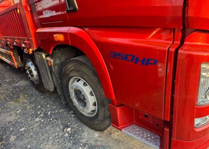 二手青岛解放 350马力 载货车