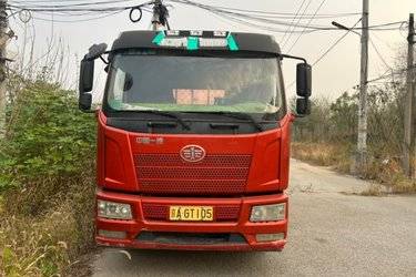 二手一汽解放 J6L中卡 180马力 4X2 6.2米栏板载货车(国五) 单桥 一汽解放二手载货车 黄牌图片