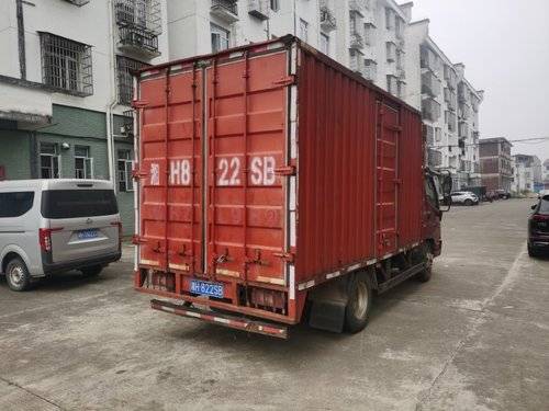 福田欧马可 156马力 载货车