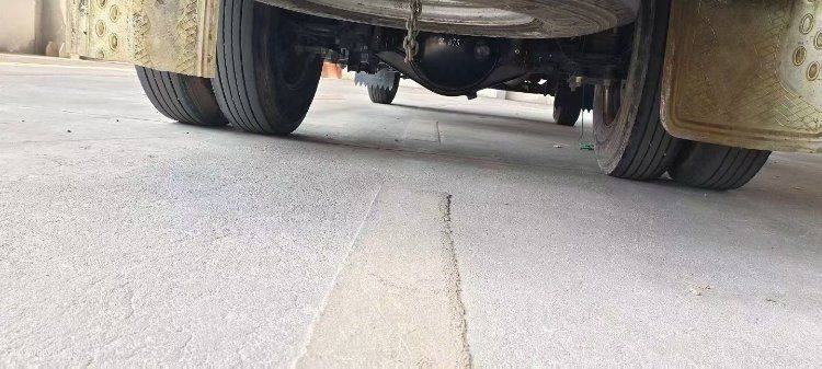 二手重汽HOWO轻卡 140马力 载货车