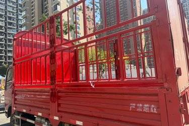 二手跃进 福运X100-28 102马力 2.635米双排厢式轻卡(国五) 单桥 安徽康明斯二手载货车 蓝牌图片